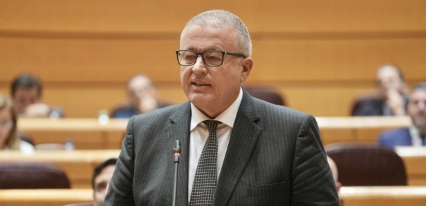 Bernabé a Puente: “Es indigno de ocupar el cargo de ministro por mentiroso, maleducado, incompetente e imprudente”