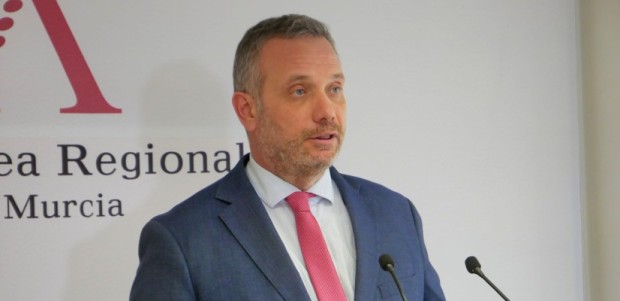 Segado: “El PP no se somete a ningún ultimátum de Vox por mucho que necesiten tapar sus líos internos”