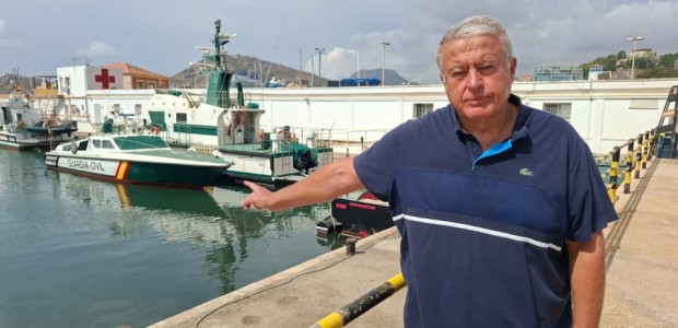 Bernabé: “Patrulleras y drones protegen las vacaciones de Sánchez en La Mareta mientras las costas de la Región se quedan desamparadas”