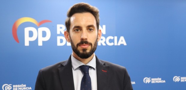 El PP exige al Gobierno de España que dé marcha atrás a que la Región sea una isla ferroviaria y no retrase más la llegada del AVE por puro interés político